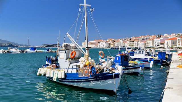 Fiskerbåde i havnen i Vathi/Samos